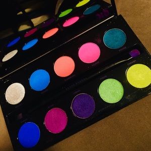 Urban Decay Electric Palette